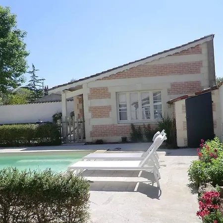 Gite Lachevalle Saint-Jean-dʼAngély Extérieur photo